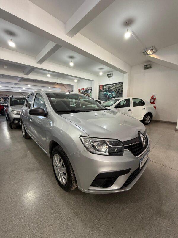 Renault Sandero life