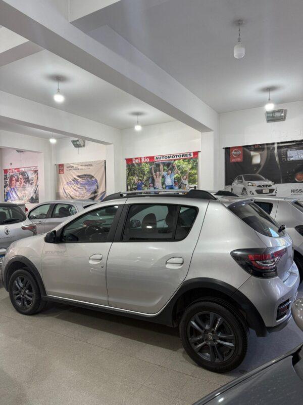 RENAULT SANDERO STEPWAY INTENSE 2021 - Imagen 3
