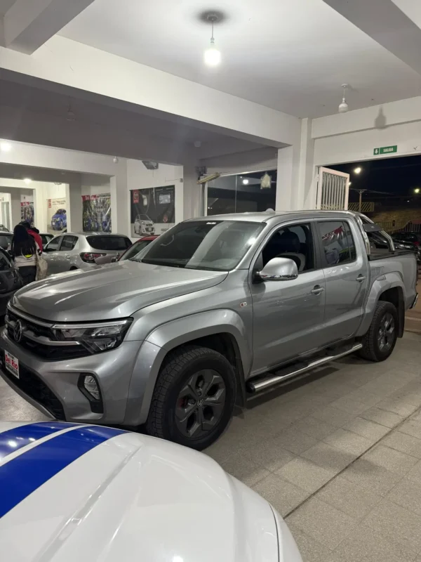 VOLKSWAGEN AMAROK HIGHLINE 2025 - Imagen 4