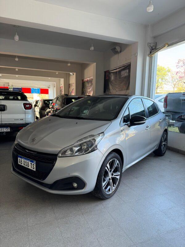 PEUGEOT 208 GT 2017 1.6 TURBO MANUAL - Imagen 3