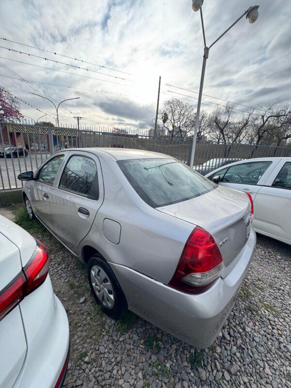 TOYOTA ETIOS 2018 1.5 X  4P - Imagen 3