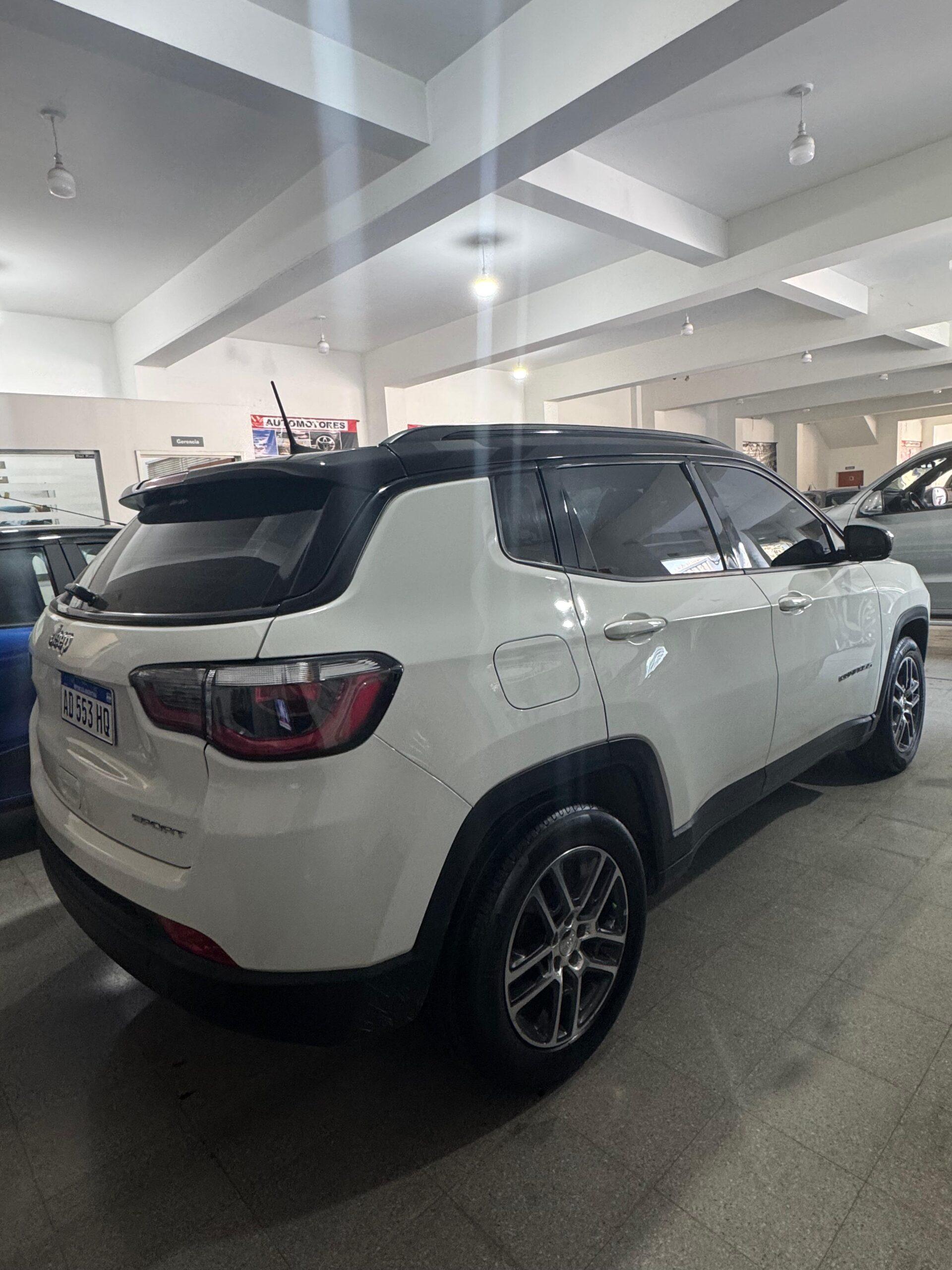 JEEP COMPASS 2019 SPORT AT 2.4 - Imagen 3
