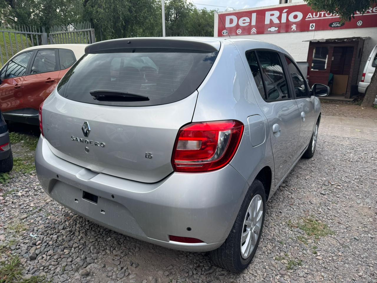 RENAULT SANDERO DYNAMIQUE 2019 1.6 MANUAL - Imagen 4