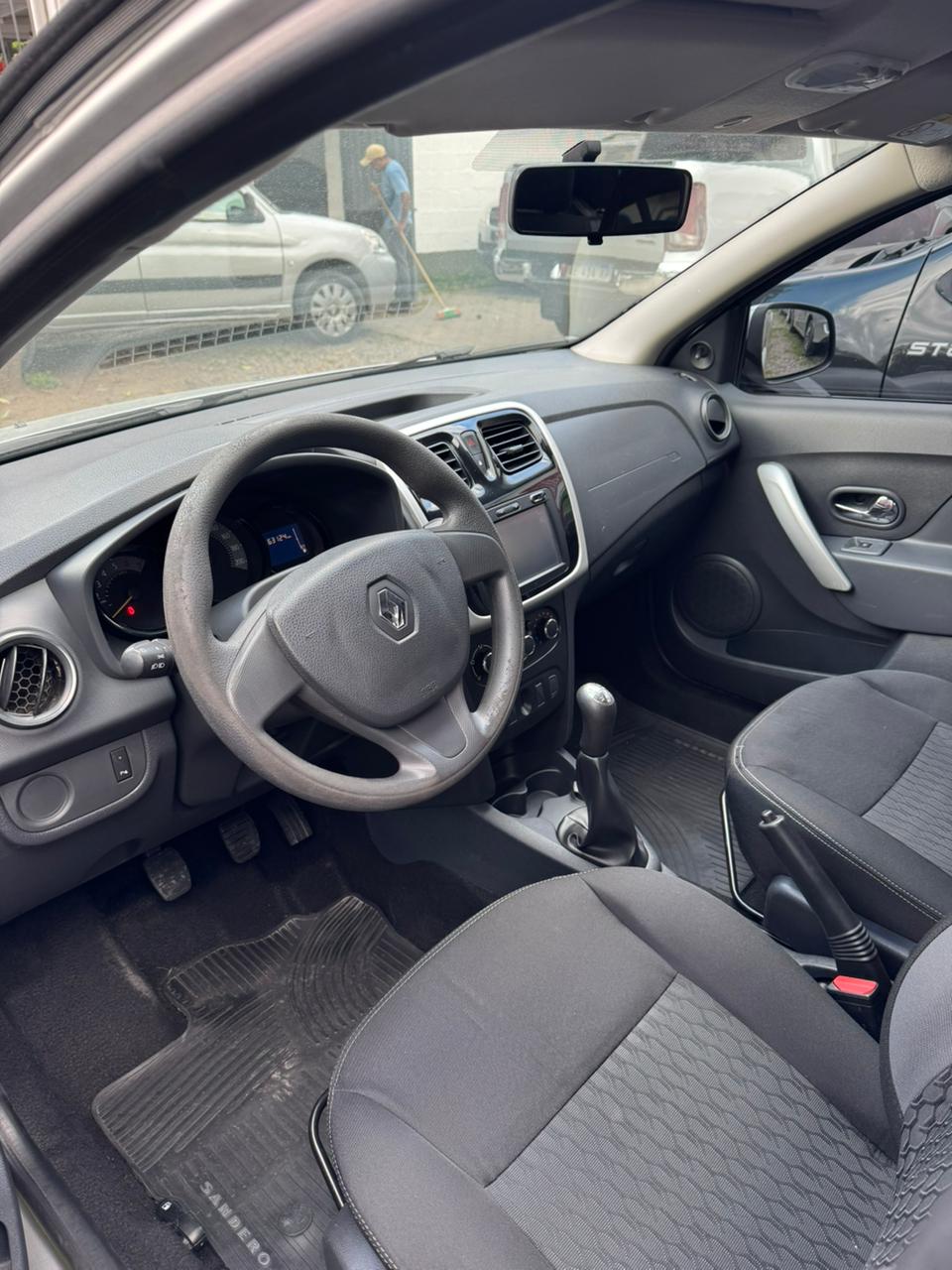 RENAULT SANDERO DYNAMIQUE 2019 1.6 MANUAL - Imagen 5