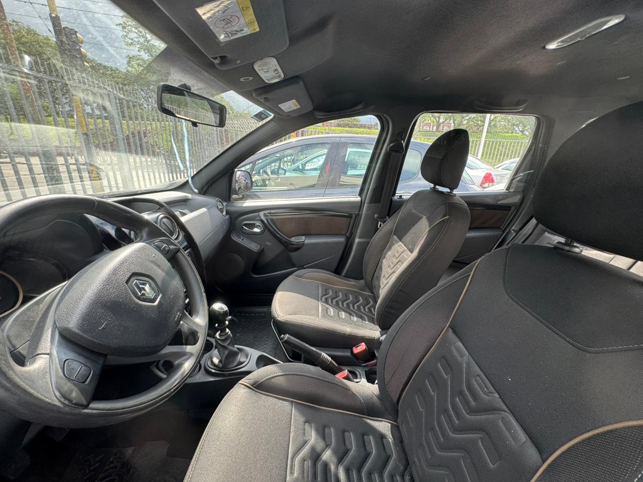 RENAULT DUSTER PRIVILEGE 2.0 2017 - Imagen 6