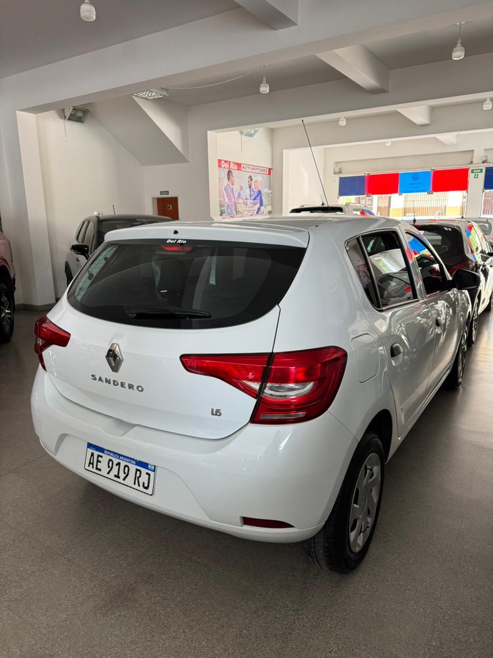 RENAULT SANDERO LIFE 2021 1.6 - Imagen 4