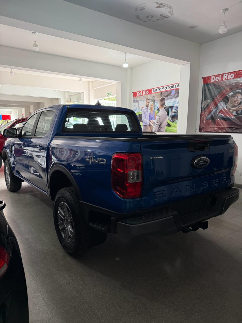 FORD RANGER XLS V6 4X4 AT10 2026 0KM - Imagen 3