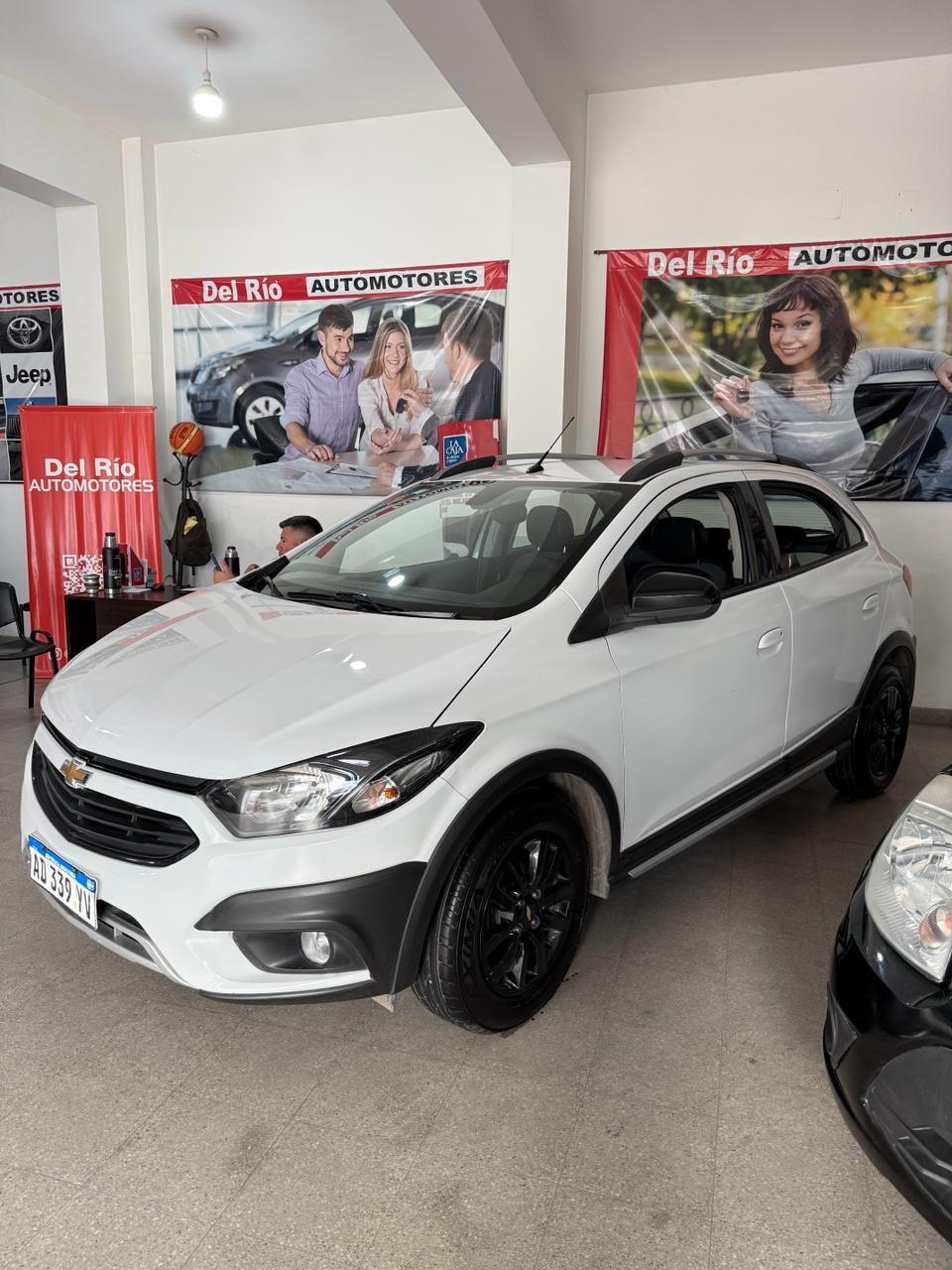 CHEVROLET ONIX 2018 ACTIV 1.4 FULL - Imagen 2