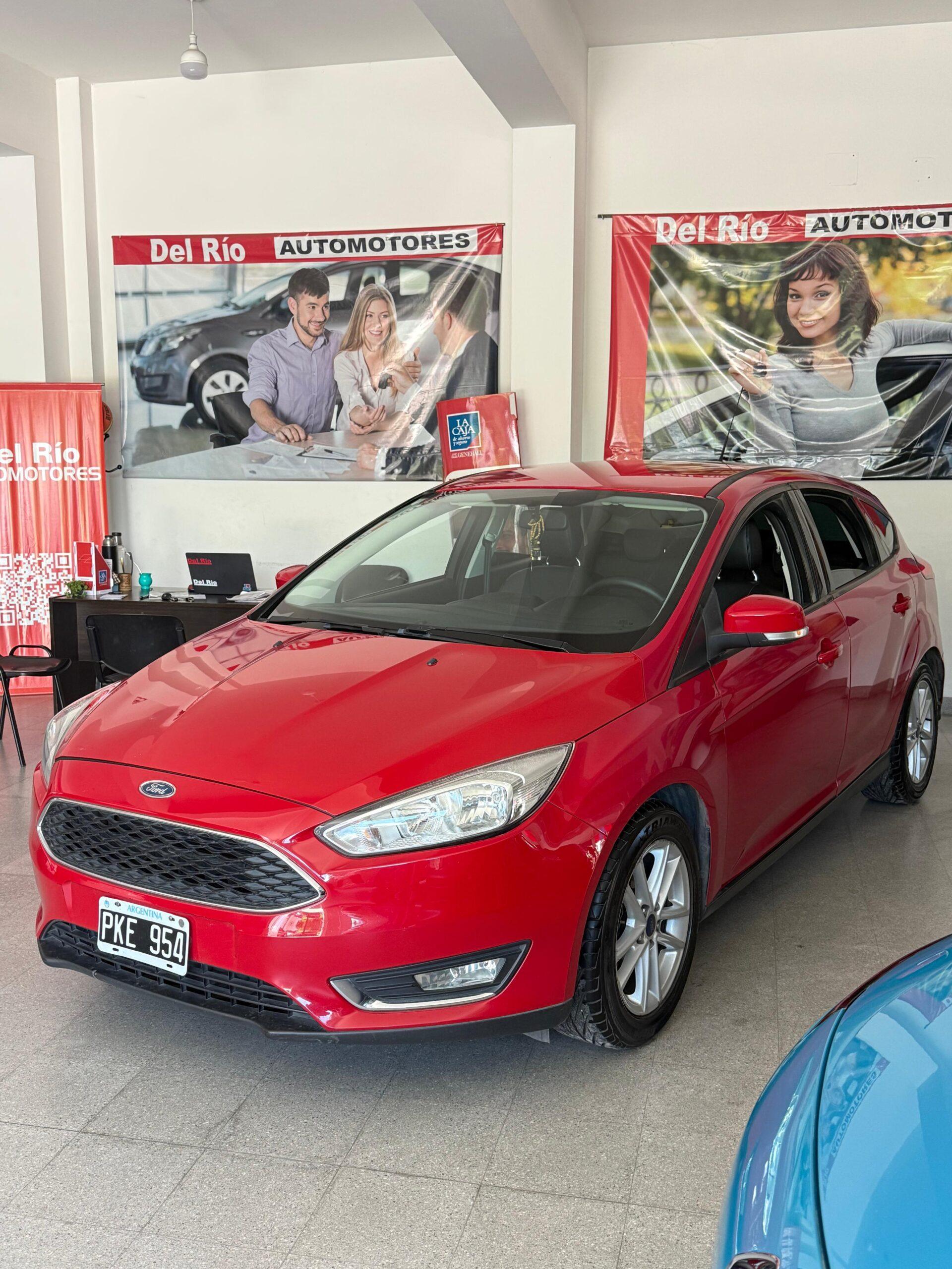 FORD FOCUS 2015 SE MT 2.0 5P - Imagen 2