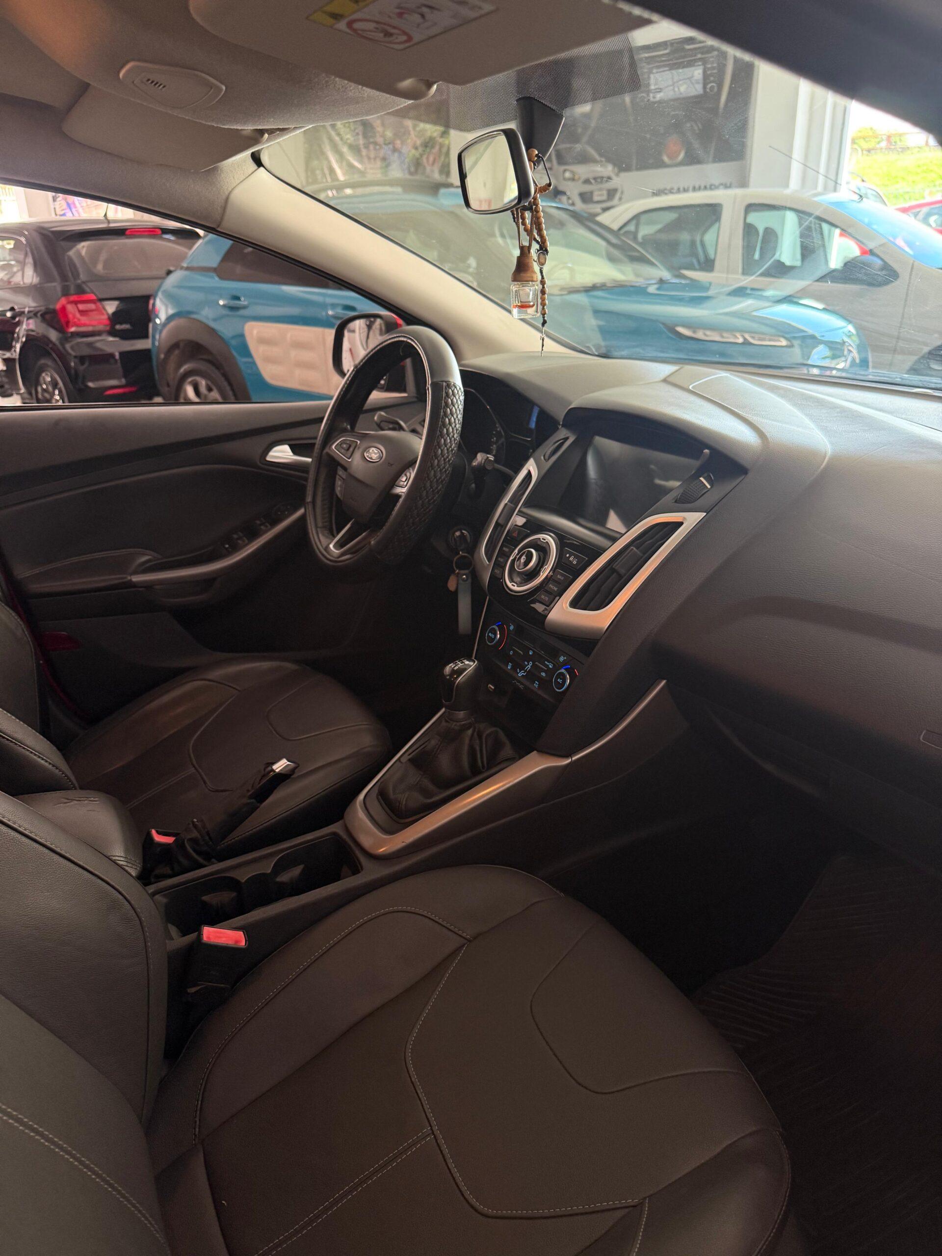 FORD FOCUS 2015 SE MT 2.0 5P - Imagen 7