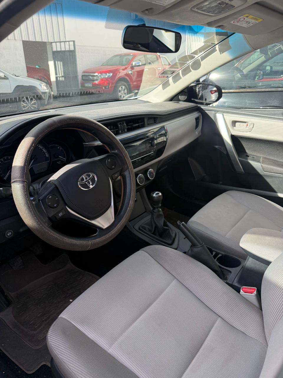 TOYOTA COROLLA XLI 2016 MT 1.8 - Imagen 6