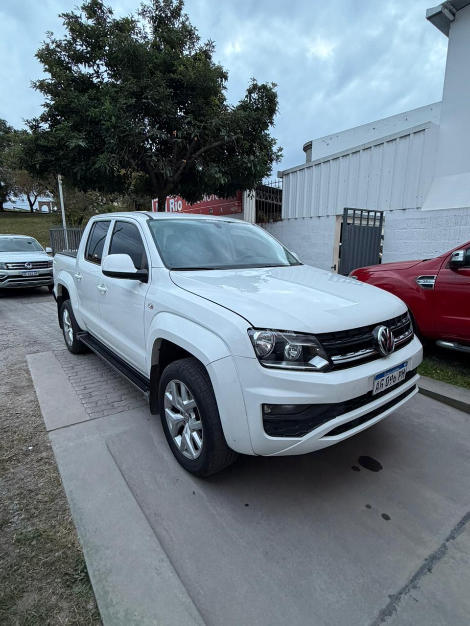 VOLKSWAGEN AMAROK 2023 COMFORT 4X2 MT