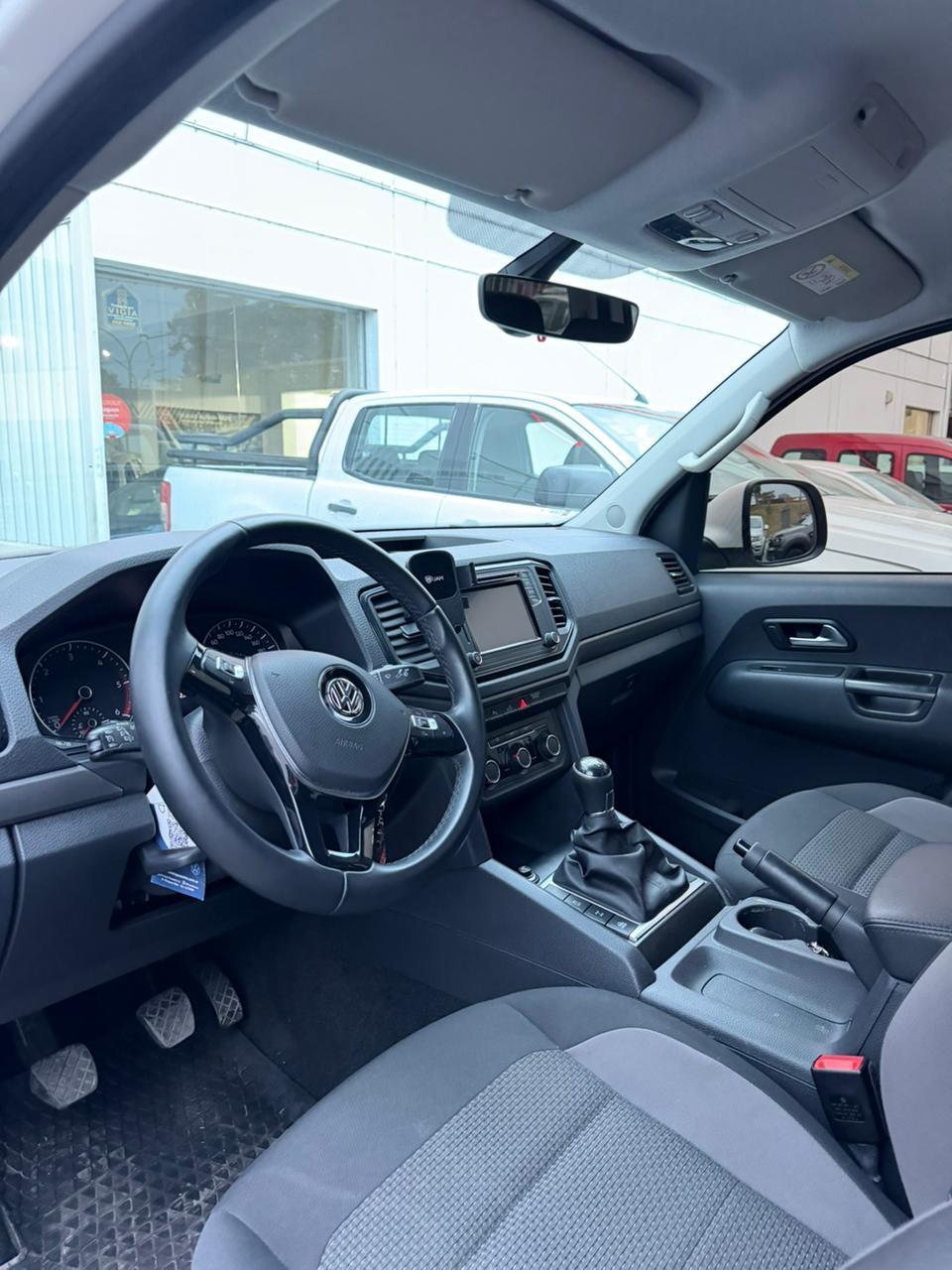 VOLKSWAGEN AMAROK 2023 COMFORT 4X2 MT - Imagen 6