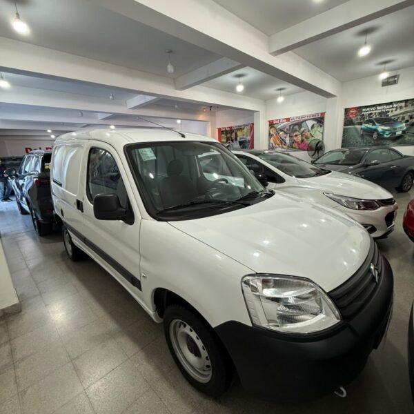 CITROEN BERLINGO BUSINESS 2024 1.6HDI FURGON