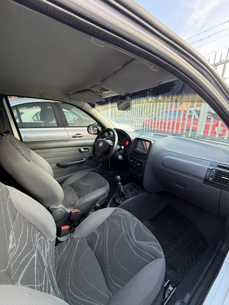 FIAT STRADA WORKING 2015 1.4 - Imagen 5