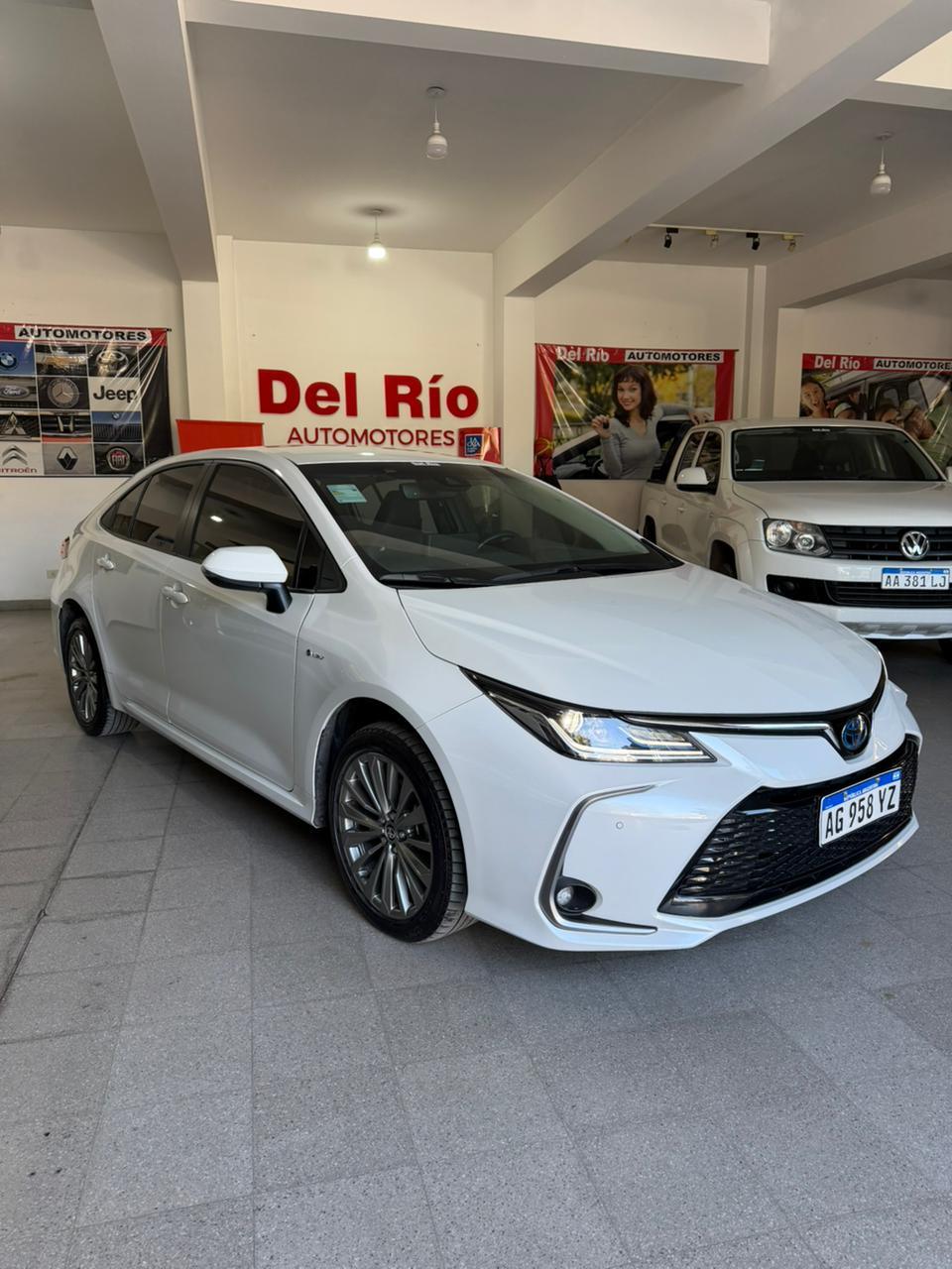TOYOTA COROLLA 2025 XEI HIBRIDO AT