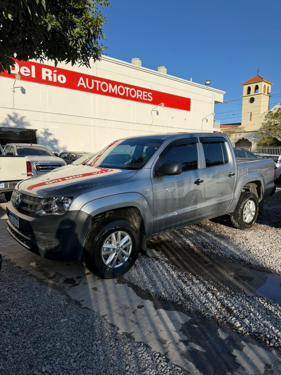 VOLKSWAGEN AMAROK 2024 TRENDLINE 4X2 - Imagen 2