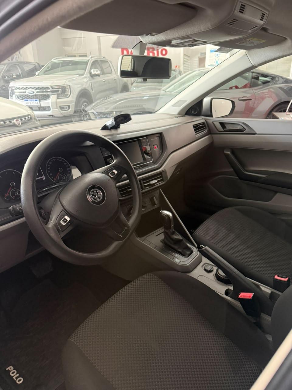 VOLKSWAGEN POLO TREND 1.6 AT 2018 - Imagen 6