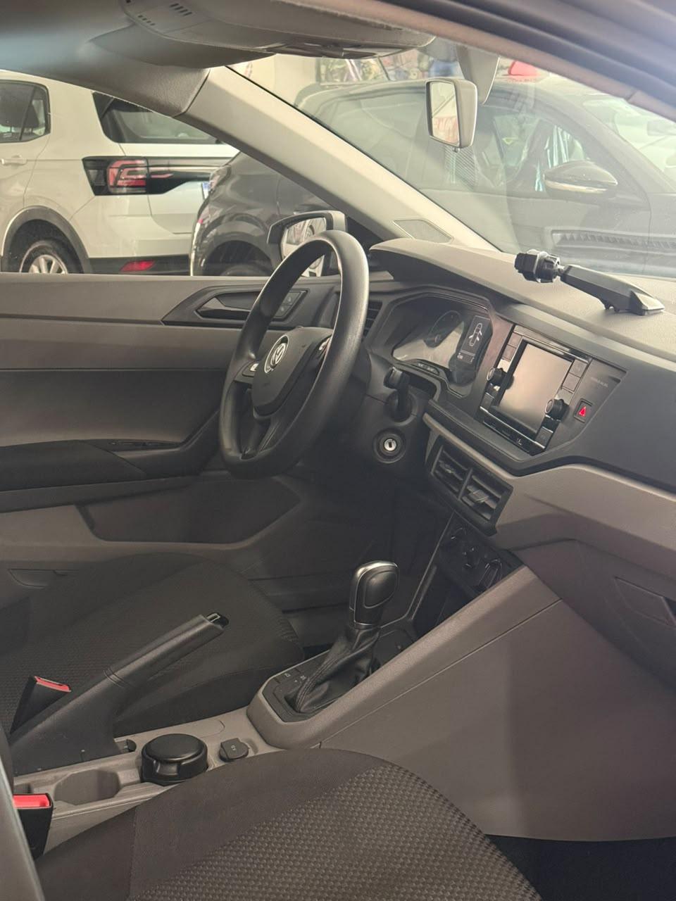 VOLKSWAGEN POLO TREND 1.6 AT 2018 - Imagen 5