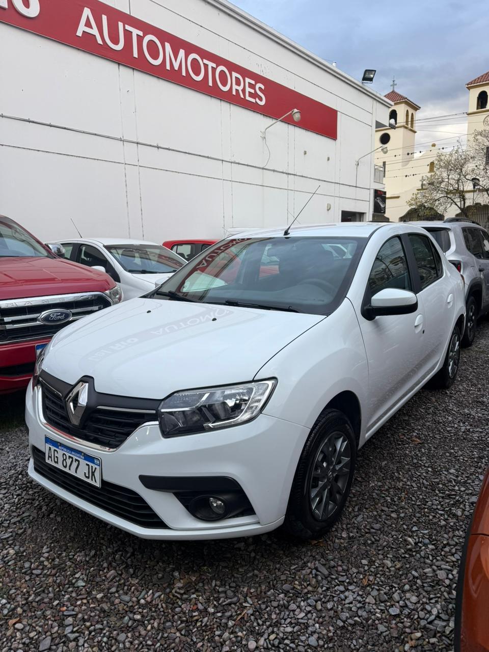 RENAULT LOGAN ZEN 2024 1.6 - Imagen 2
