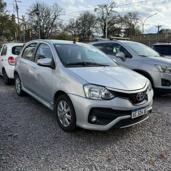 TOYOTA ETIOS XLS CVT 2018 1.5
