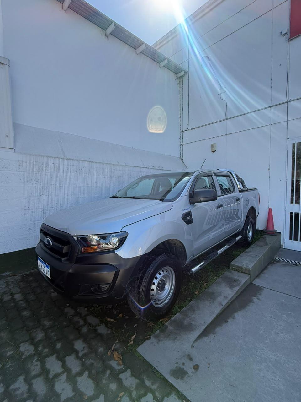 FORD RANGER 2021 XL 4X2 MT - Imagen 3