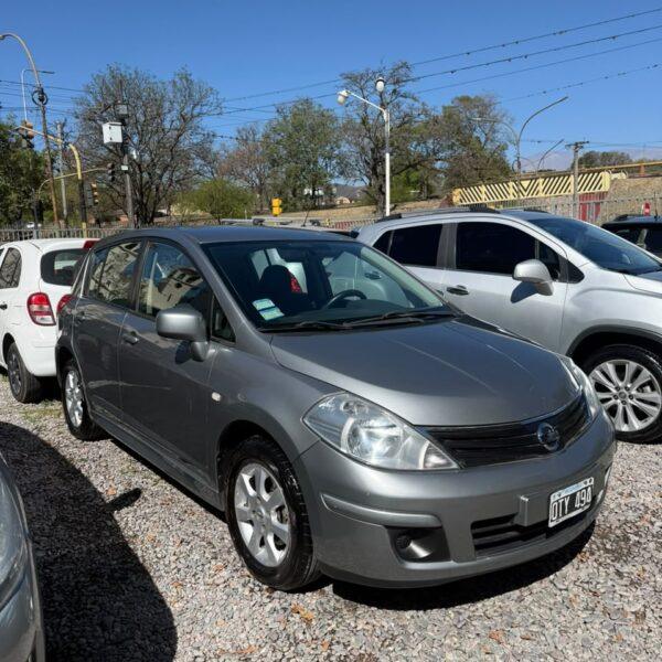 NISSAN TIIDA VISIA 2015 MT6